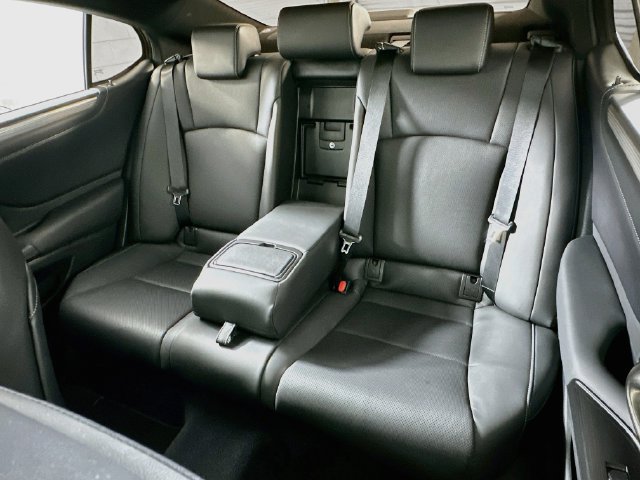 Used 2021 Lexus ES 350 F Sport w/ Accessory Package FWD image 11