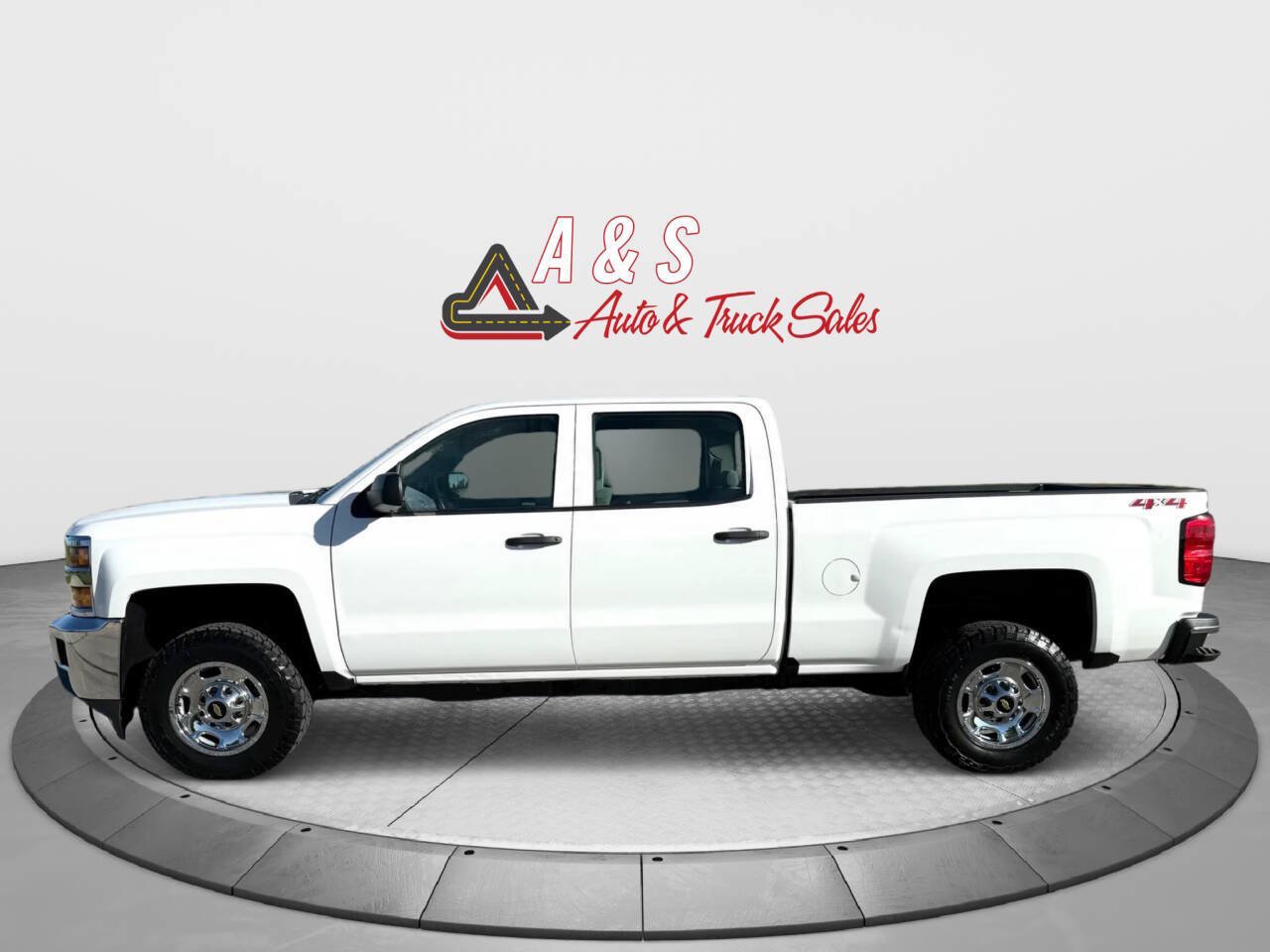Used 2018 Chevrolet Silverado 2500 W/T AWD/4WD image 6