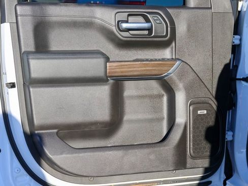 Used 2019 Chevrolet Silverado 1500 LT Trail Boss image 10