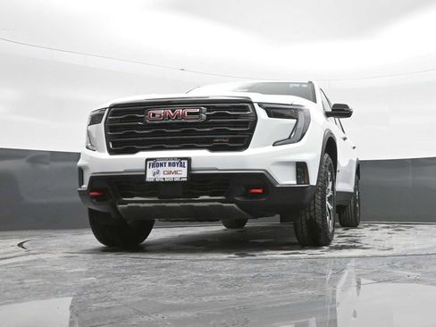 New 2025 GMC Acadia AT4 w/ LPO, Floor Liner Package image 34