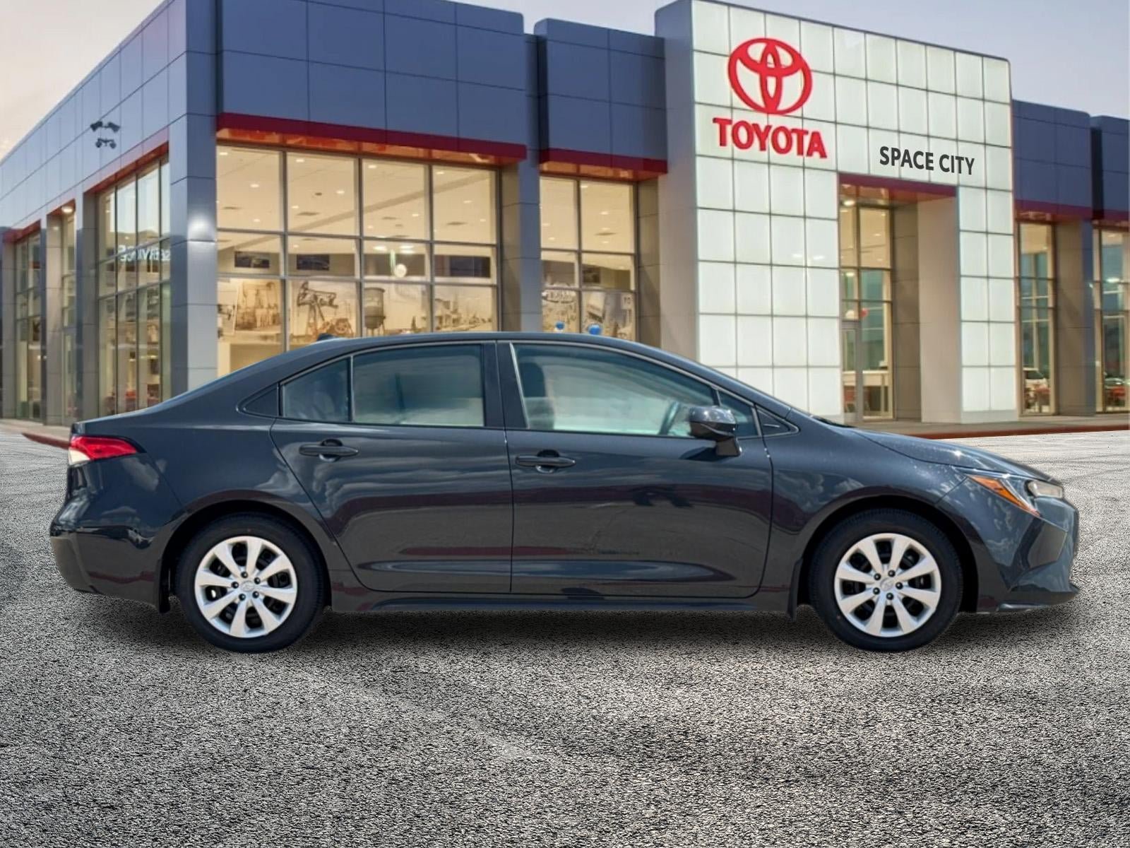 New 2027 Toyota Corolla LE FWD image 7
