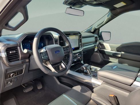 New 2025 Ford F150 Platinum AWD/4WD image 8