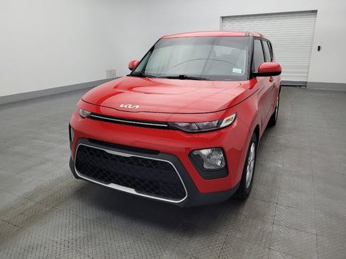 Used 2022 Kia Soul LX image 15