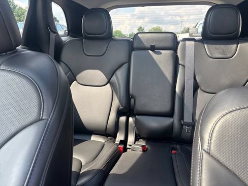 Used 2021 Jeep Cherokee Limited w/ Elite Package AWD/4WD image 29