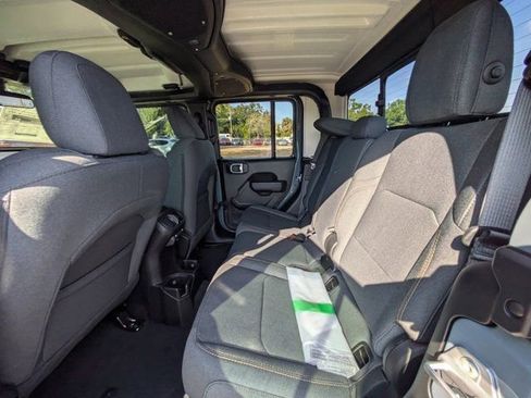 New 2026 Jeep Gladiator Sport image 12