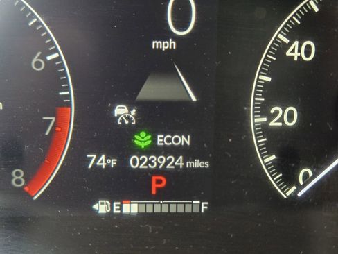 Used 2025 Honda HR-V LX image 22