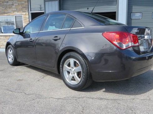 Used 2014 Chevrolet Cruze LT image 4