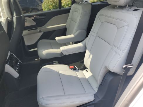 New 2026 Lincoln Aviator Reserve AWD/4WD image 25