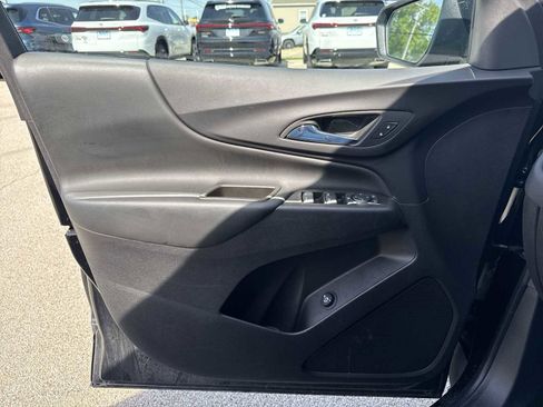 Used 2024 Chevrolet Equinox LT w/ LPO, Floor Liner Package FWD image 22