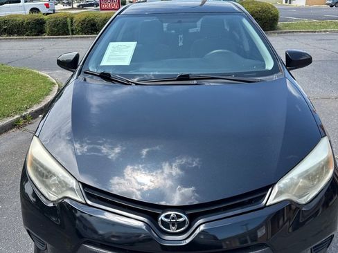 Used 2016 Toyota Corolla S FWD image 2