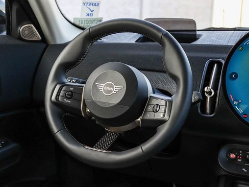 Used 2025 MINI Cooper Countryman S image 15