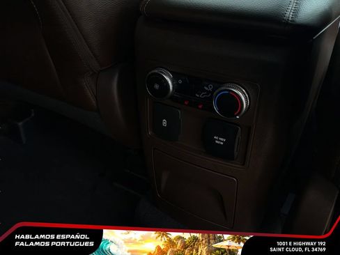 Used 2023 Ford Explorer King Ranch w/ Technology Package RWD image 30