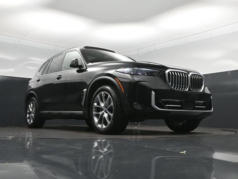 Used 2026 BMW X5 sDrive40i RWD image 46