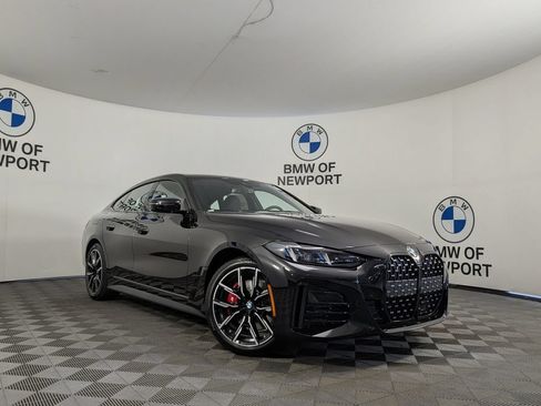 New 2026 BMW 430i xDrive w/ M Sport Package AWD/4WD image 3
