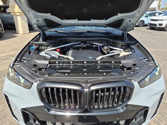 Used 2024 BMW X5 xDrive40i w/ Executive Package AWD/4WD image 25