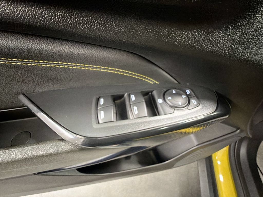 Certified 2024 Chevrolet Trax ACTIV FWD image 21