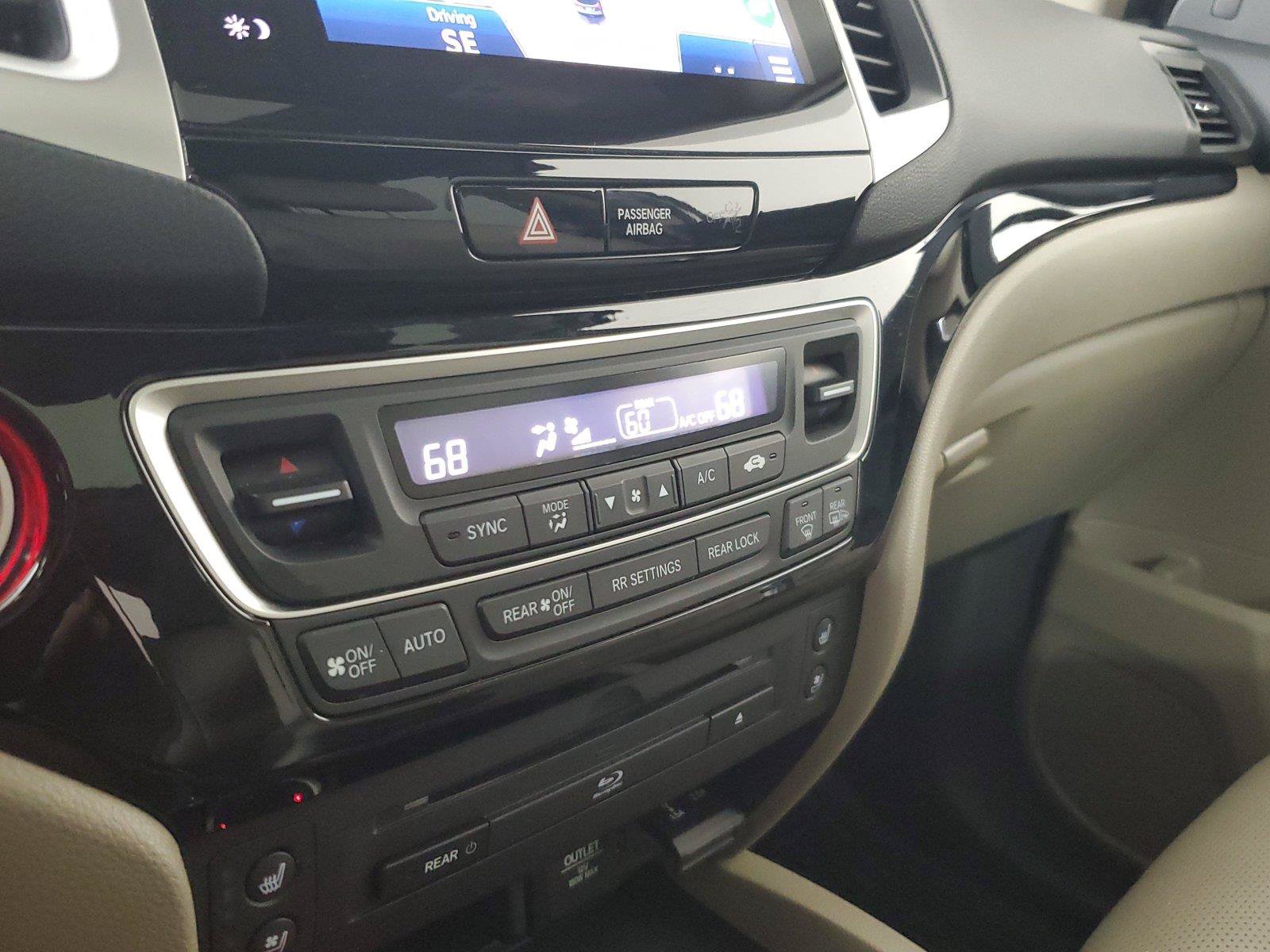 Used 2017 Honda Pilot Elite image 30