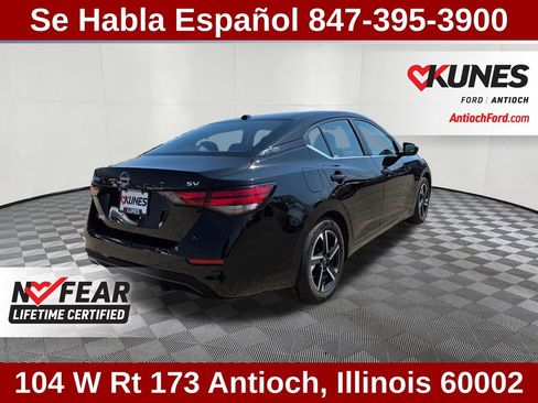 Used 2024 Nissan Sentra SV FWD image 8