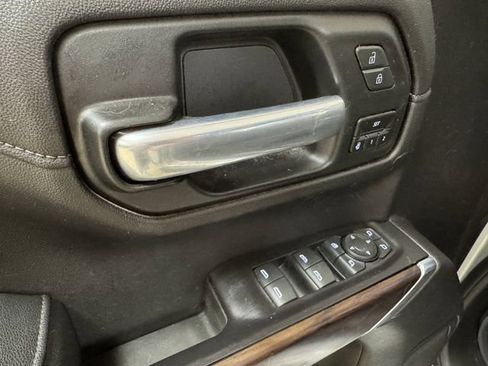 Used 2021 GMC Sierra 1500 SLT RWD image 7