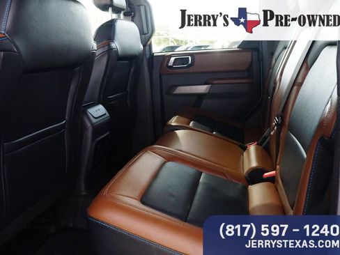 Used 2023 Ford Bronco Outer Banks image 20