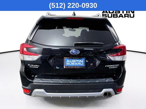 Certified 2022 Subaru Forester Touring AWD/4WD image 7