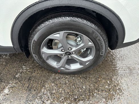 New 2026 Ford Escape ST-Line w/ Tech Pack #1 image 8