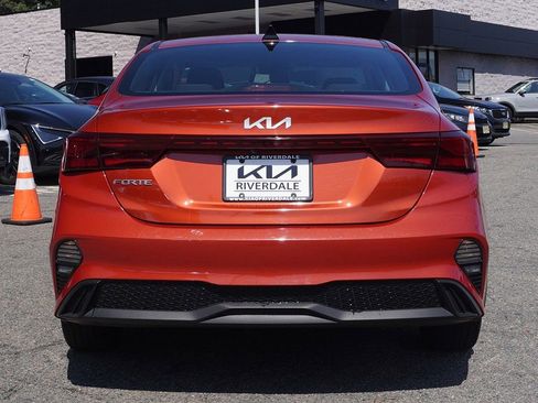 Used 2022 Kia Forte LXS image 10