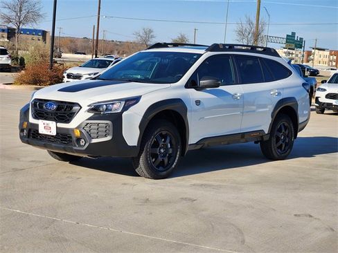 Certified 2025 Subaru Outback Wilderness image 3