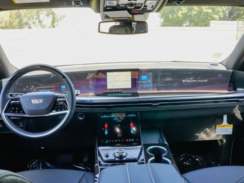 New 2026 Cadillac Escalade 4WD image 11