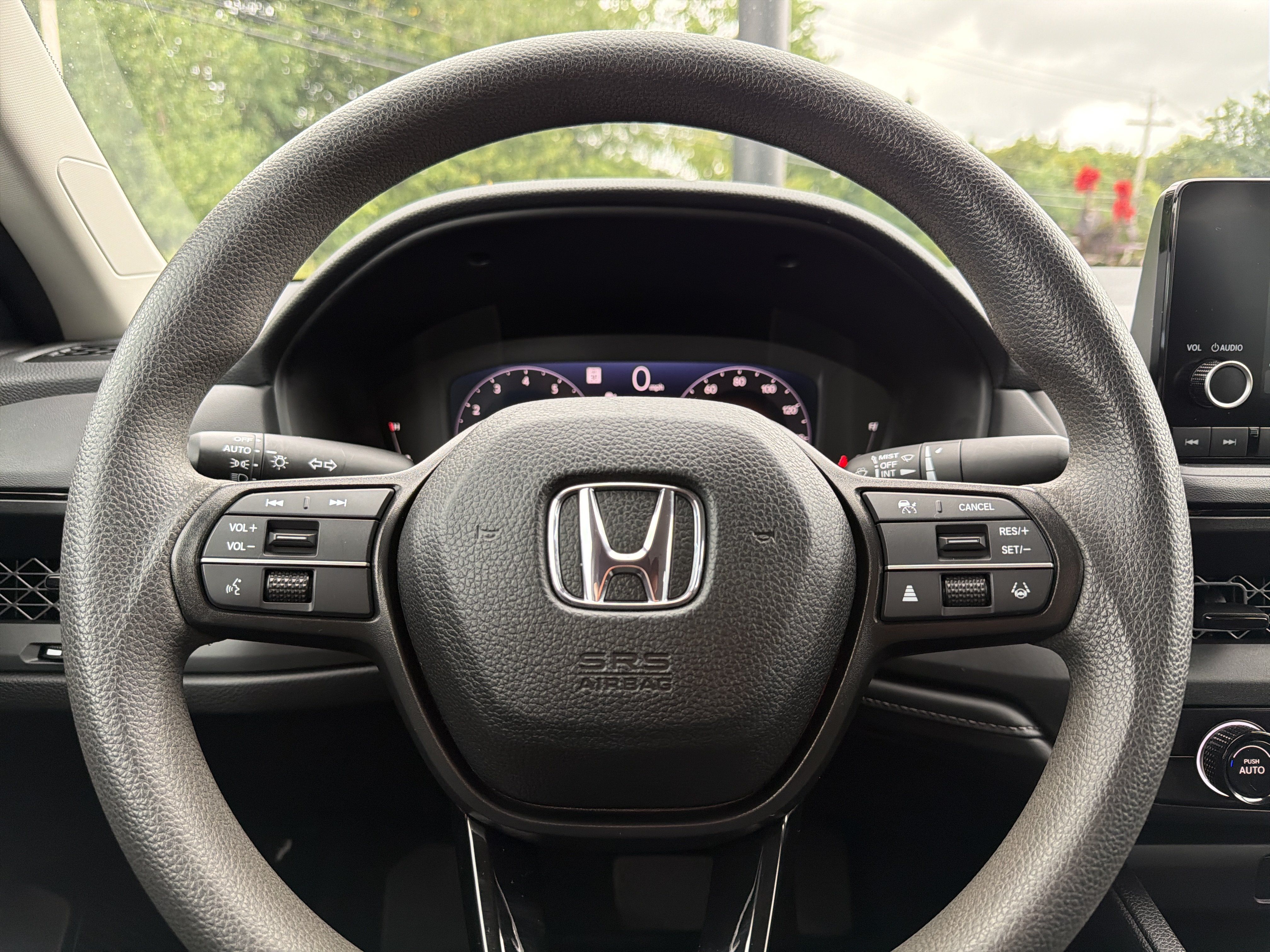 Used 2025 Honda Accord LX image 11