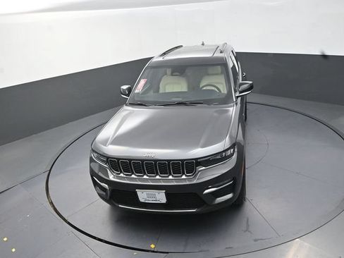Used 2023 Jeep Grand Cherokee 4WD 4xe image 12