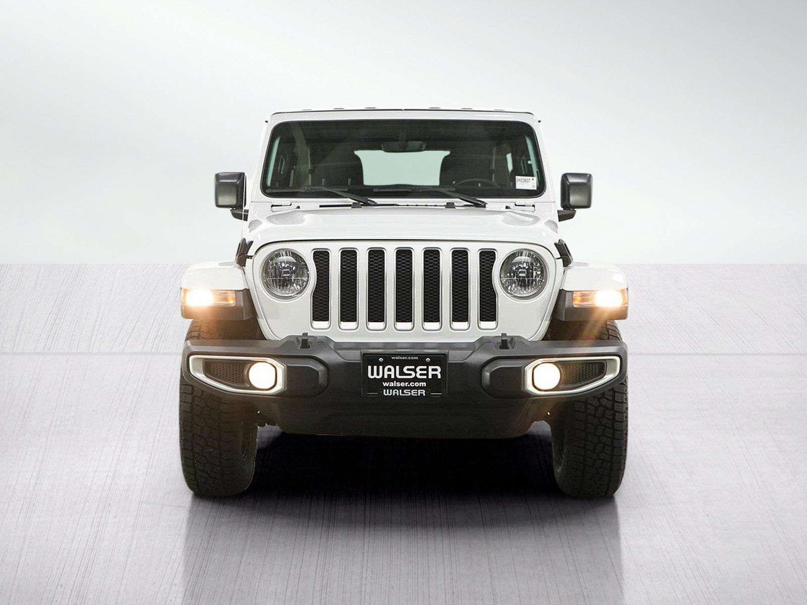 Used 2019 Jeep Wrangler Unlimited Sahara w/ Uconnect 4C Nav & Sound Group AWD/4WD image 8
