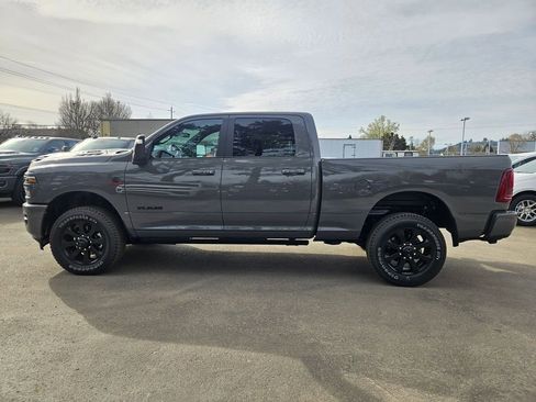 New 2026 RAM 2500 Laramie AWD/4WD image 4