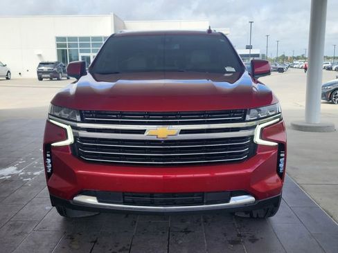 Used 2022 Chevrolet Tahoe LT w/ Luxury Package image 3