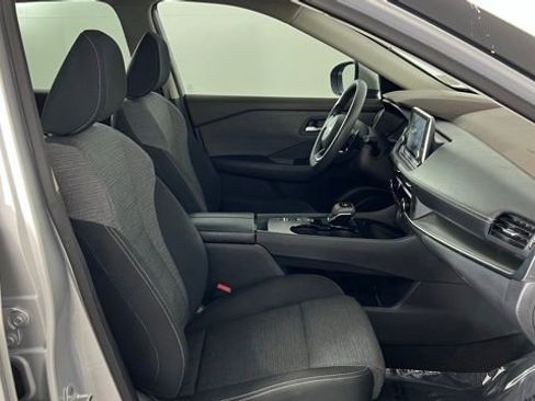 Used 2023 Nissan Rogue SV image 19