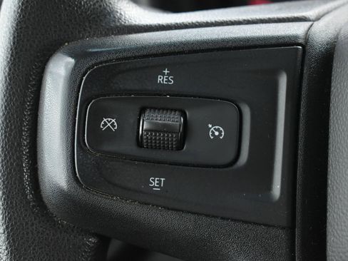 Used 2022 Chevrolet Silverado 1500 Custom AWD/4WD image 18