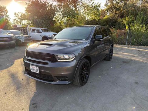 Used 2019 Dodge Durango R/T w/ Technology Group RWD image 3