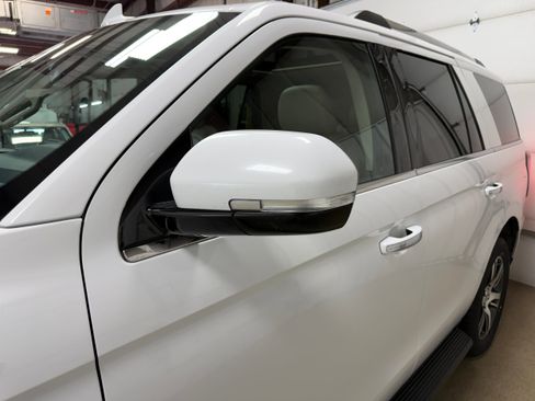 Certified 2024 Ford Expedition Limited image 38