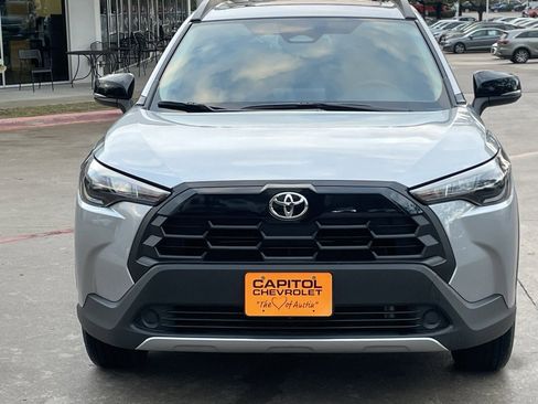 Used 2026 Toyota Corolla Cross LE image 6