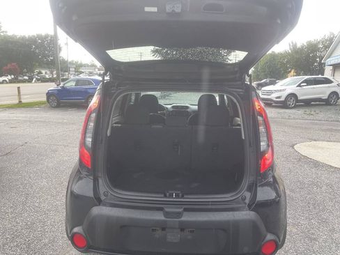 Used 2016 Kia Soul FWD image 9