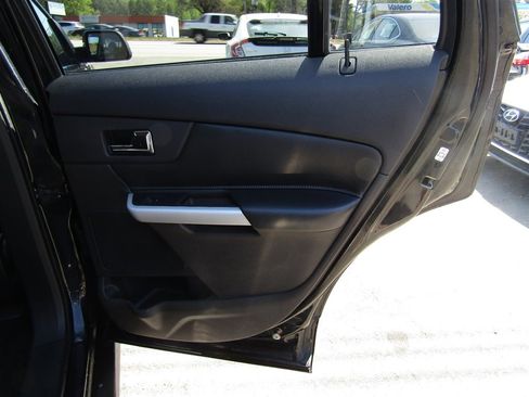 Used 2013 Ford Edge Sport w/ Driver Entry Pkg image 17