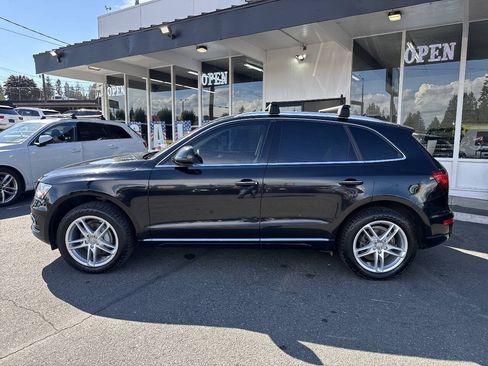 Used 2017 Audi Q5 2.0T Premium Plus w/ Technology Package AWD/4WD image 3