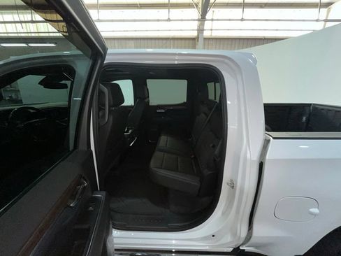 Used 2023 Chevrolet Silverado 1500 High Country w/ High Country Premium Package AWD/4WD image 16
