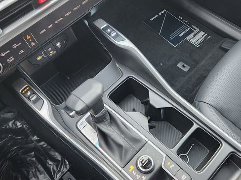 New 2026 Kia Sorento X-Line EX image 25