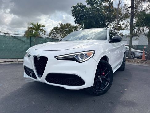 Used 2020 Alfa Romeo Stelvio Ti Sport w/ Quick Order Package 22S Sport image 1