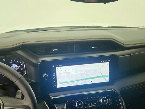 Used 2025 GMC Sierra 1500 AT4 w/ AT4 Premium Package image 21