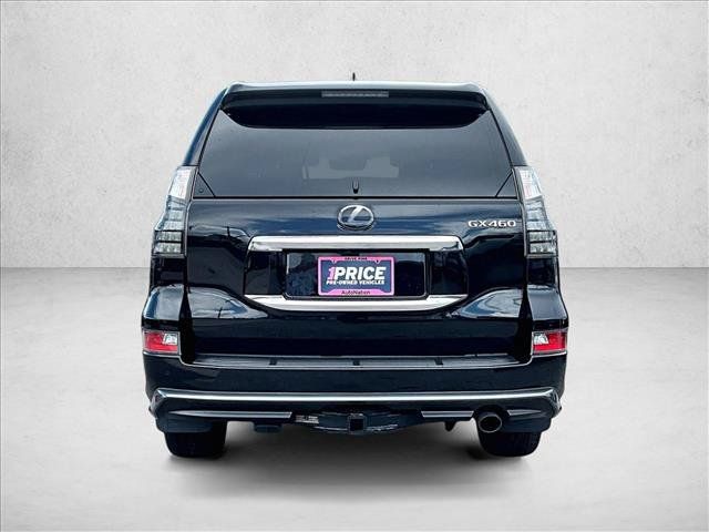 Used 2023 Lexus GX 460 Premium w/ Accessory Package AWD/4WD image 4
