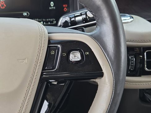 Used 2023 Lincoln Aviator Reserve w/ Equipment Group 201A image 34