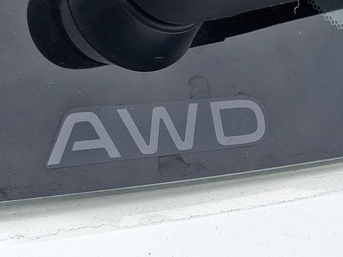 Certified 2024 Honda HR-V LX image 29