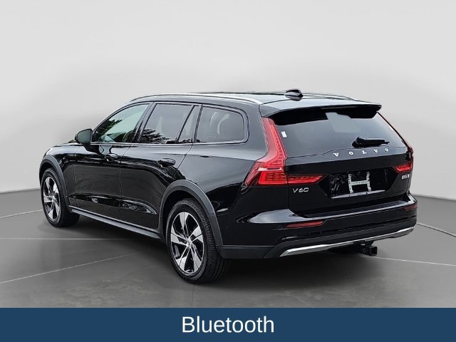 Used 2023 Volvo V60 B5 Cross Country Plus w/ Climate Package AWD/4WD image 6